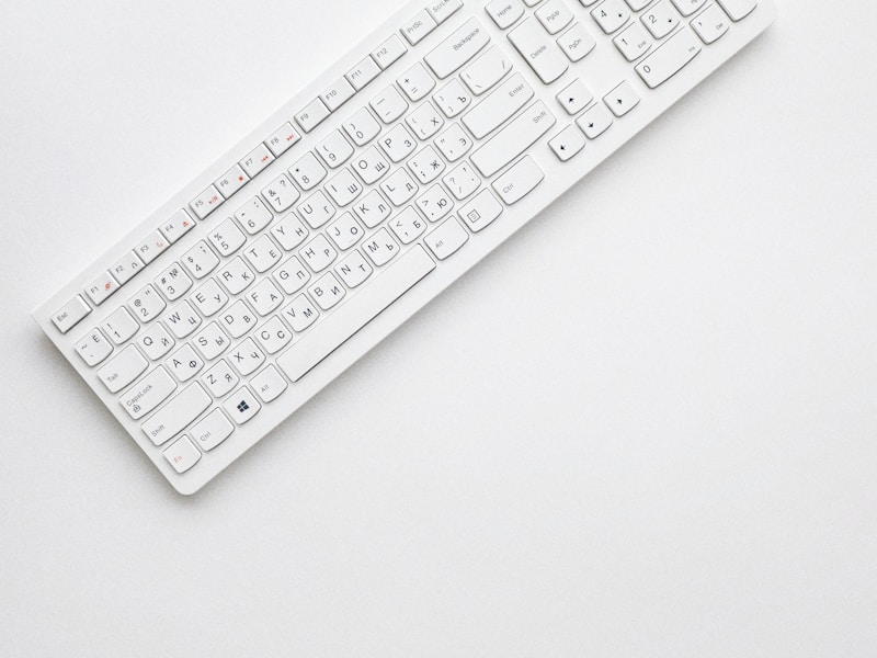 Teclado Mecânico Corsair K100 RGB